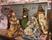 Load image into Gallery viewer, Mark Roberts Florentine Nativity