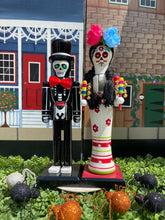 Load image into Gallery viewer, Day Of Dead Groom Nutcracker
