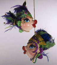 Load image into Gallery viewer, Katherine&#39;s Collection Mardi Gras Kissing Fish
